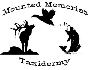 Mounted Memories Taxidermy Logo White